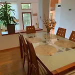 Holiday Mirjana בית נופש